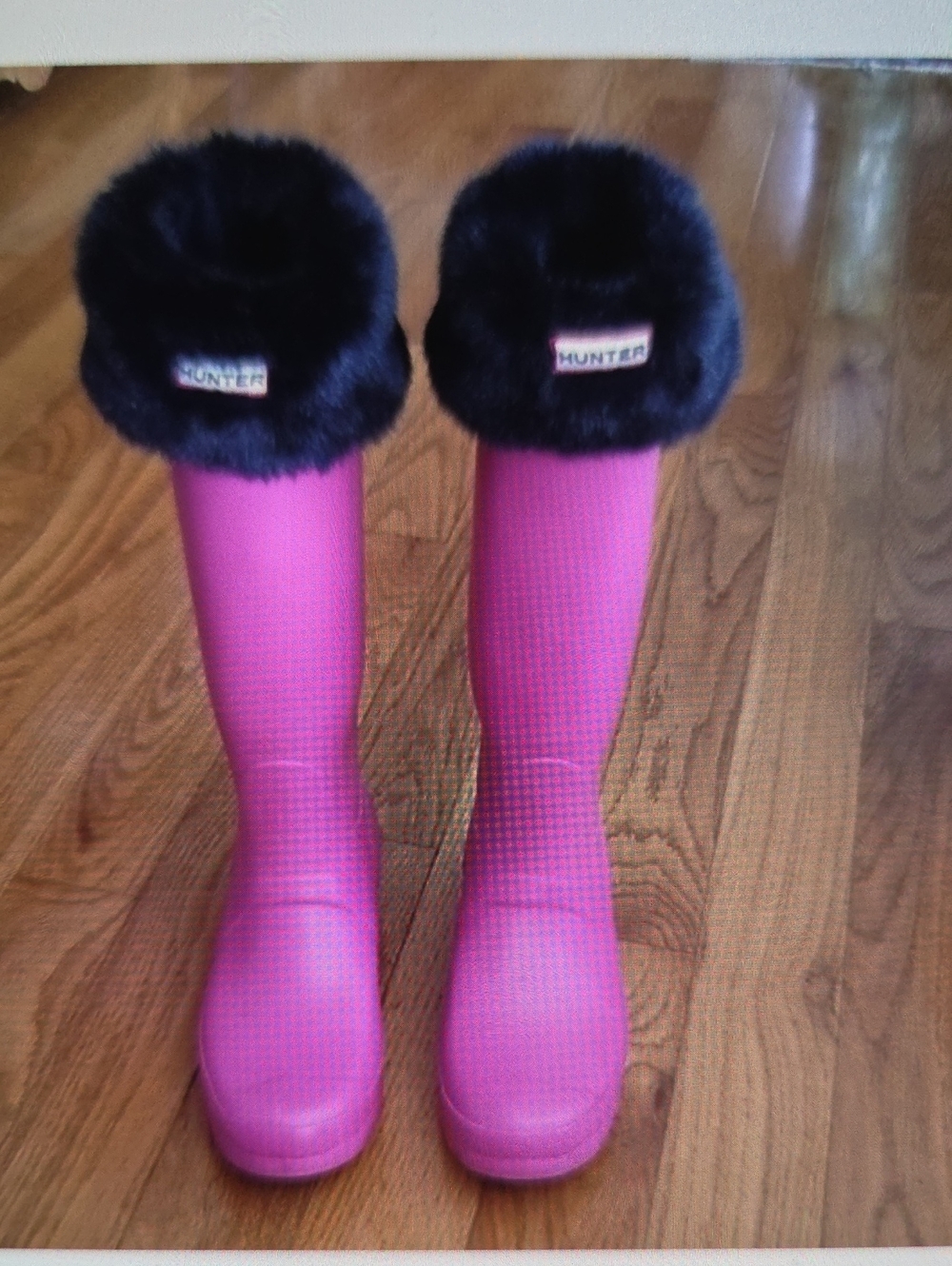 Hunter Women Fuchsia Rain Boots with Black Faux Fur Cuff